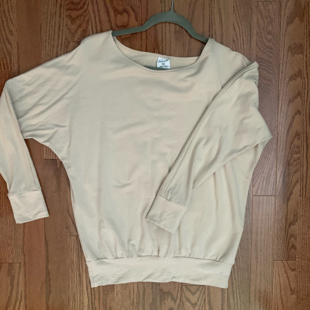 Encircled Dressy sweat shirt
